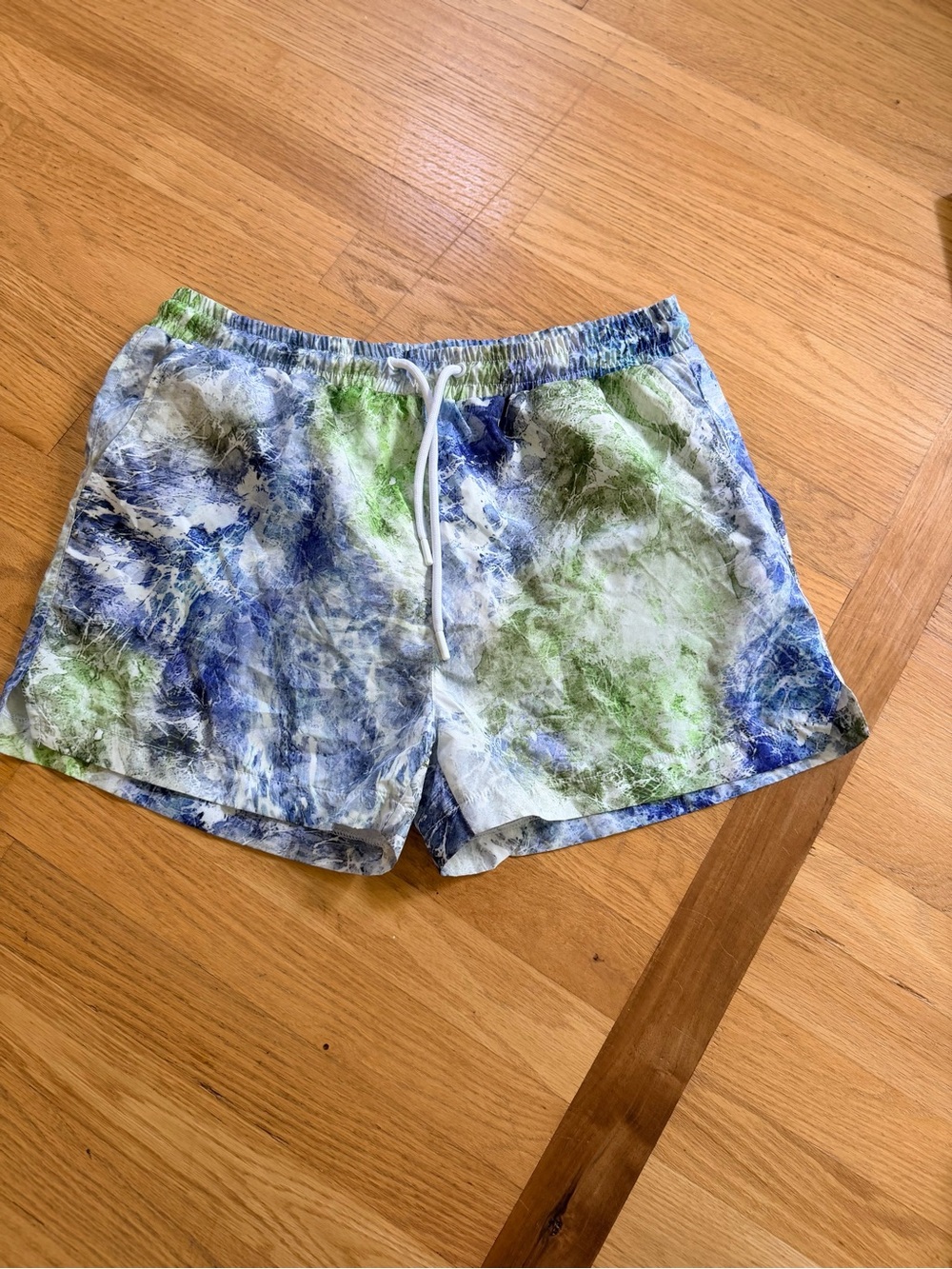 Men's Size Large "Boohoo" MAN  Blue & Green Tie-Dye Athletic Shorts GUC